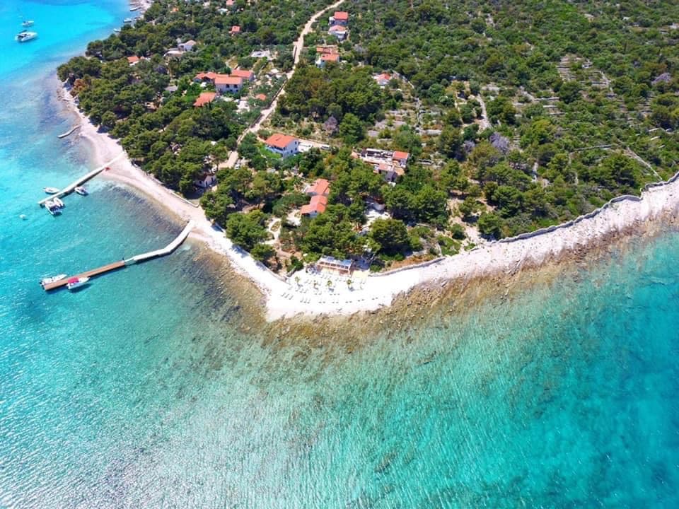 Split: Rejs statkiem do Błękitnej Laguny (Blue Lagoon z lunchem) - 3 przystanki - 7