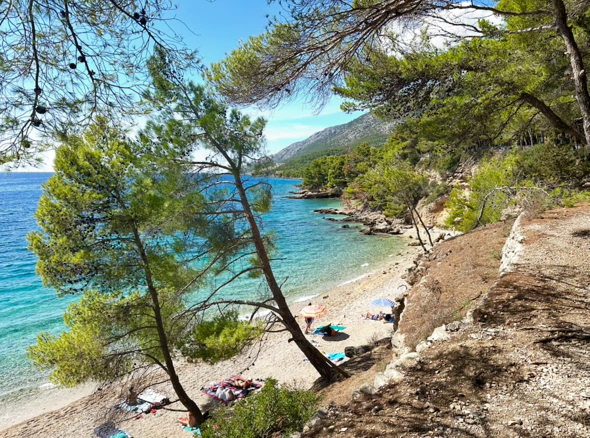 Omiš - Rejs statkiem na wyspę Brač - plaża Bol Złoty Róg z lunchem - 14