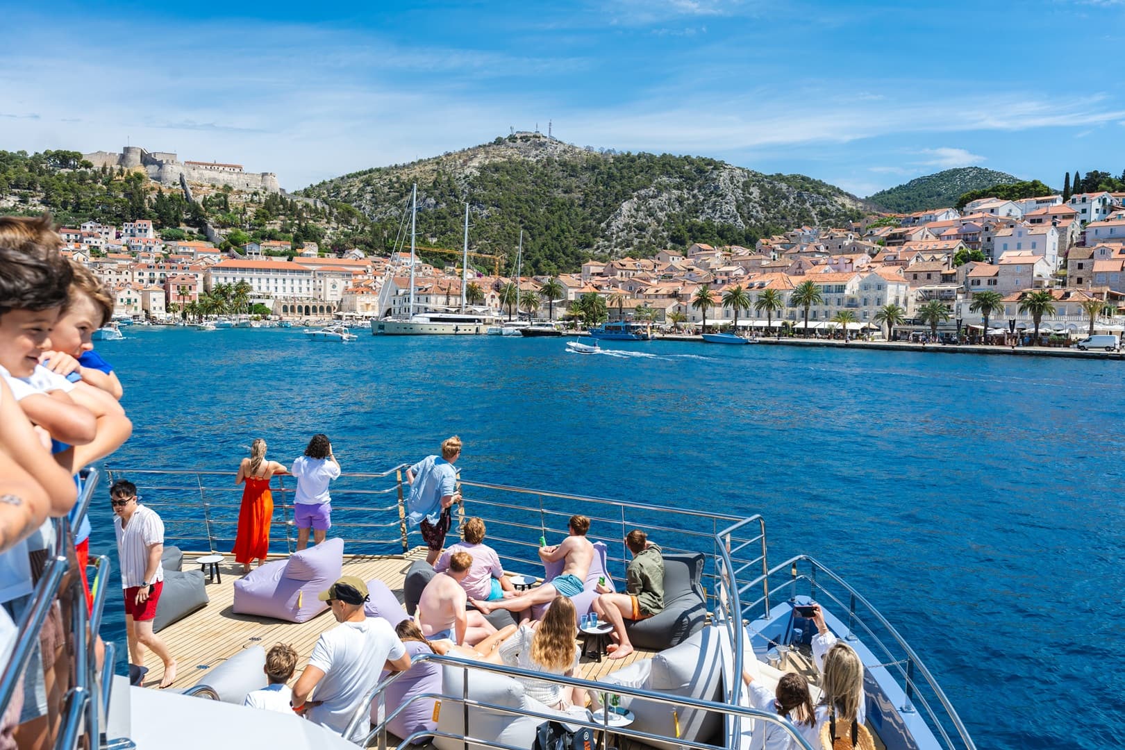 Split: Półdniowy rejs luksusowym katamaranem na Błękitną Lagunę (Blue Lagoon) - 6