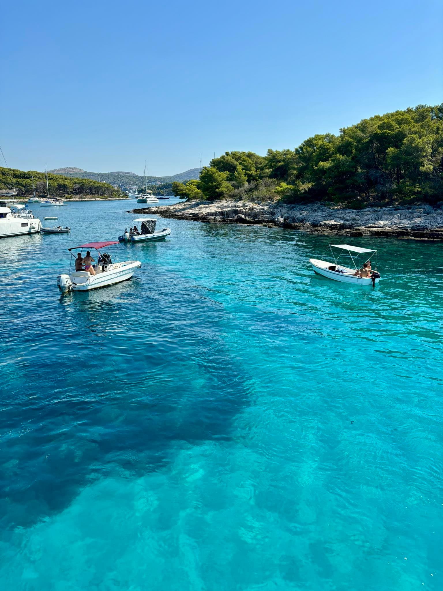 Split lub Trogir: Rejs statkiem Hvar + Wyspy Pakleni z lunchem