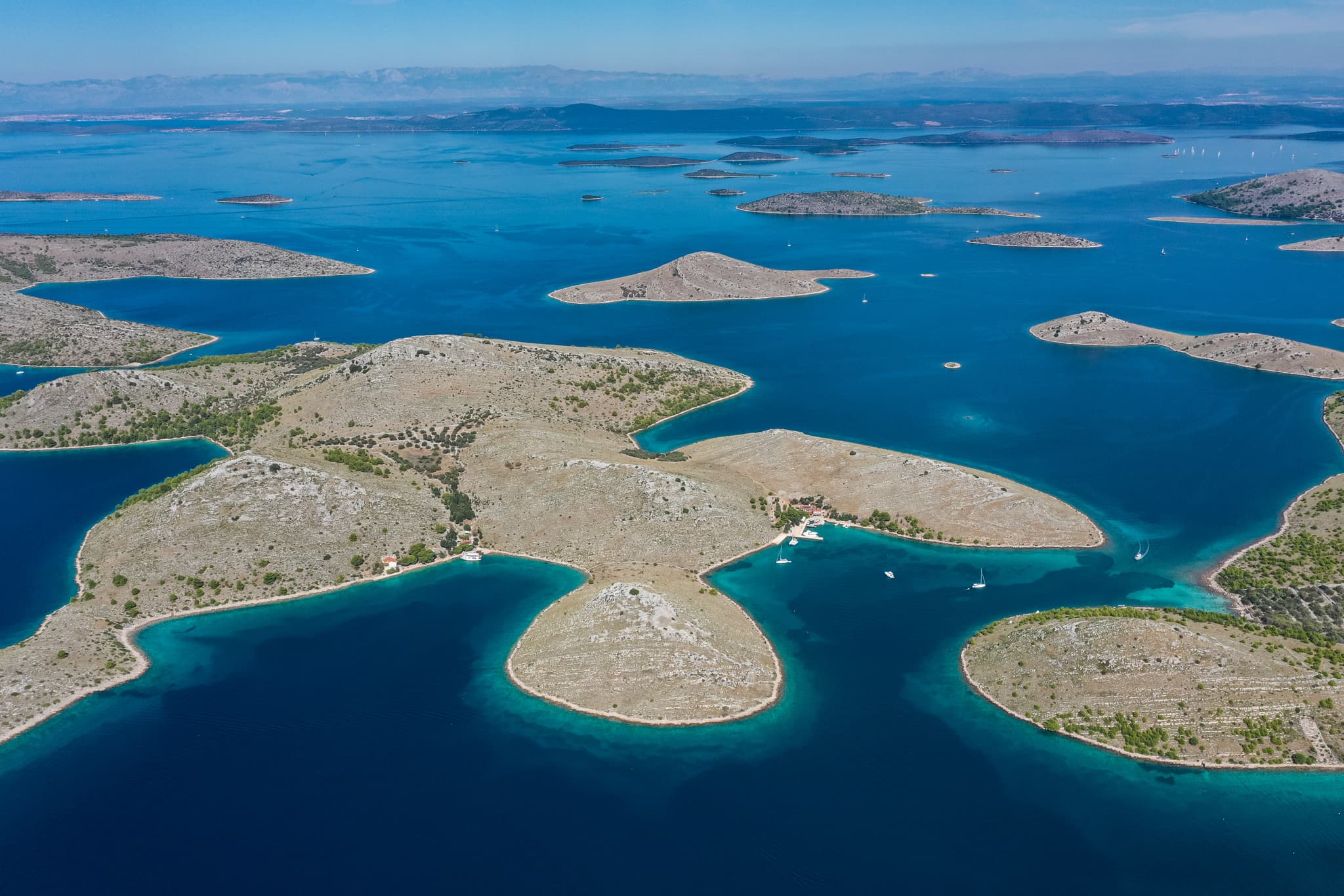 Zadar: Rejs statkiem - Kornati + plaża Lojena z lunchem, bilet do parku w cenie
