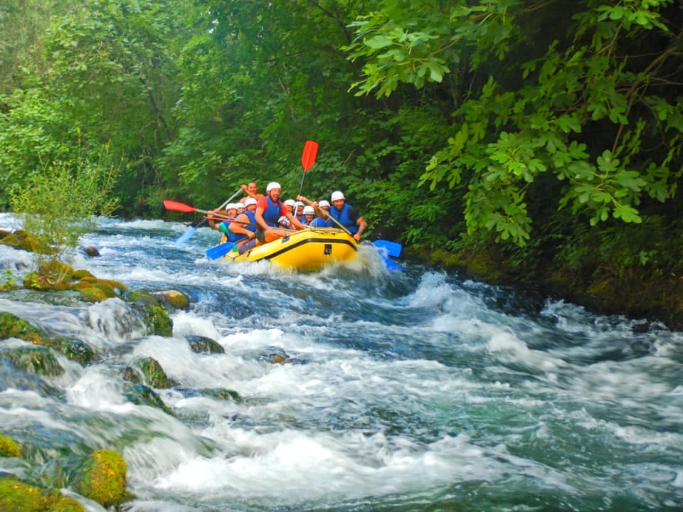 Rafting na rzece Cetina (transfer z wybranych miast Riwiery Makarskiej w cenie)